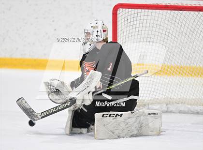 Thumbnail 3 in Ridgefield vs. Darien (CIAC DI Quarterfinal) photogallery.