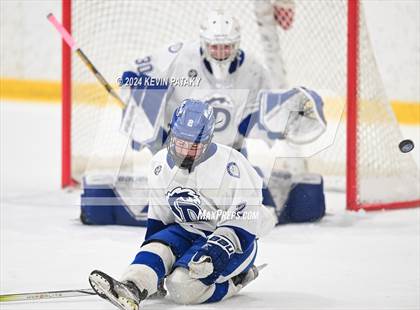 Thumbnail 3 in Ridgefield vs. Darien (CIAC DI Quarterfinal) photogallery.