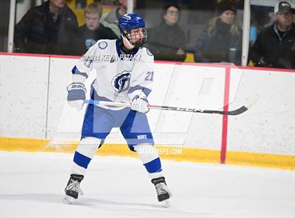 Thumbnail 3 in Ridgefield vs. Darien (CIAC DI Quarterfinal) photogallery.