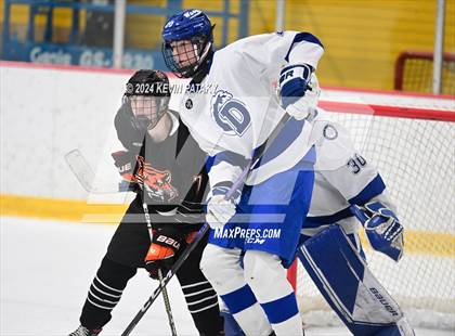 Thumbnail 2 in Ridgefield vs. Darien (CIAC DI Quarterfinal) photogallery.