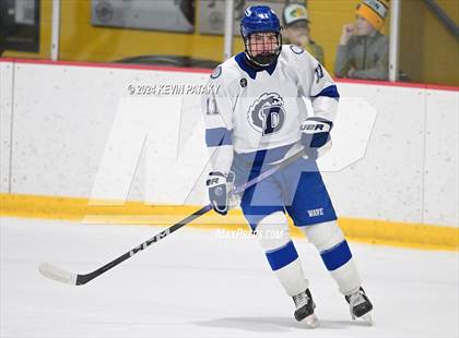 Thumbnail 1 in Ridgefield vs. Darien (CIAC DI Quarterfinal) photogallery.