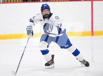 Thumbnail 3 in Ridgefield vs. Darien (CIAC DI Quarterfinal) photogallery.
