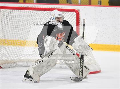 Thumbnail 1 in Ridgefield vs. Darien (CIAC DI Quarterfinal) photogallery.