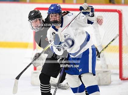 Thumbnail 3 in Ridgefield vs. Darien (CIAC DI Quarterfinal) photogallery.