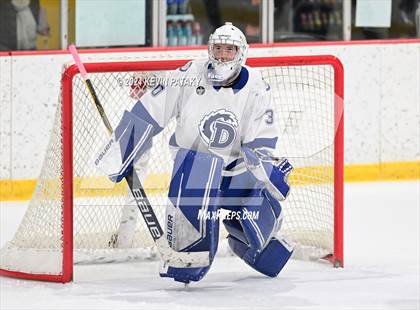Thumbnail 2 in Ridgefield vs. Darien (CIAC DI Quarterfinal) photogallery.