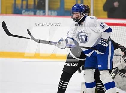 Thumbnail 2 in Ridgefield vs. Darien (CIAC DI Quarterfinal) photogallery.