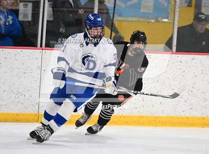 Thumbnail 3 in Ridgefield vs. Darien (CIAC DI Quarterfinal) photogallery.