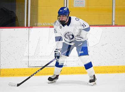 Thumbnail 2 in Ridgefield vs. Darien (CIAC DI Quarterfinal) photogallery.