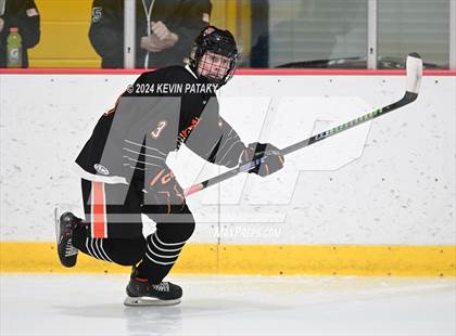 Thumbnail 3 in Ridgefield vs. Darien (CIAC DI Quarterfinal) photogallery.
