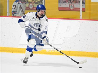Thumbnail 1 in Ridgefield vs. Darien (CIAC DI Quarterfinal) photogallery.