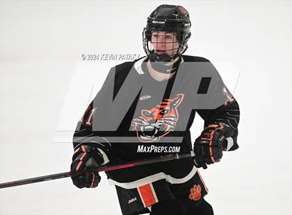 Thumbnail 1 in Ridgefield vs. Darien (CIAC DI Quarterfinal) photogallery.