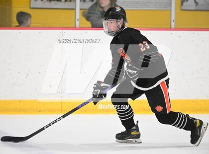 Thumbnail 2 in Ridgefield vs. Darien (CIAC DI Quarterfinal) photogallery.