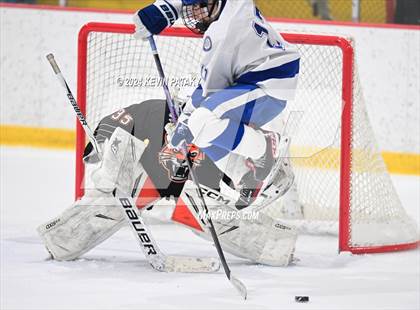 Thumbnail 2 in Ridgefield vs. Darien (CIAC DI Quarterfinal) photogallery.