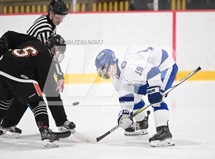 Thumbnail 3 in Ridgefield vs. Darien (CIAC DI Quarterfinal) photogallery.