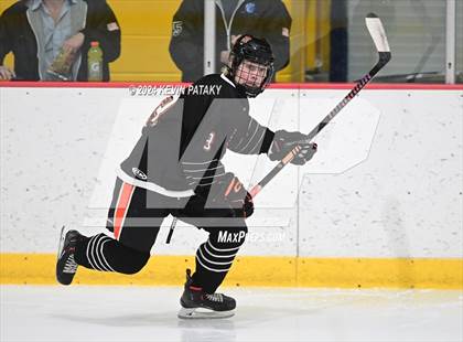 Thumbnail 2 in Ridgefield vs. Darien (CIAC DI Quarterfinal) photogallery.