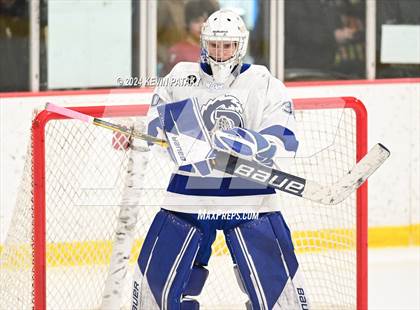 Thumbnail 1 in Ridgefield vs. Darien (CIAC DI Quarterfinal) photogallery.