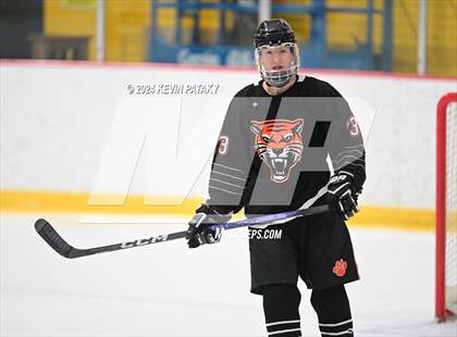 Thumbnail 1 in Ridgefield vs. Darien (CIAC DI Quarterfinal) photogallery.