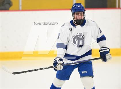 Thumbnail 2 in Ridgefield vs. Darien (CIAC DI Quarterfinal) photogallery.