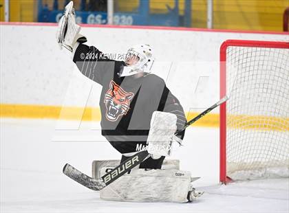 Thumbnail 2 in Ridgefield vs. Darien (CIAC DI Quarterfinal) photogallery.