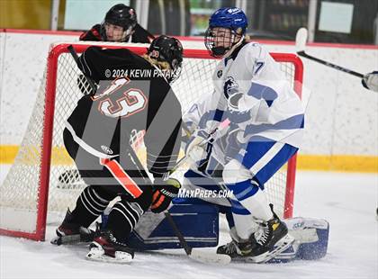 Thumbnail 1 in Ridgefield vs. Darien (CIAC DI Quarterfinal) photogallery.