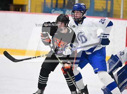 Thumbnail 3 in Ridgefield vs. Darien (CIAC DI Quarterfinal) photogallery.
