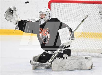 Thumbnail 2 in Ridgefield vs. Darien (CIAC DI Quarterfinal) photogallery.