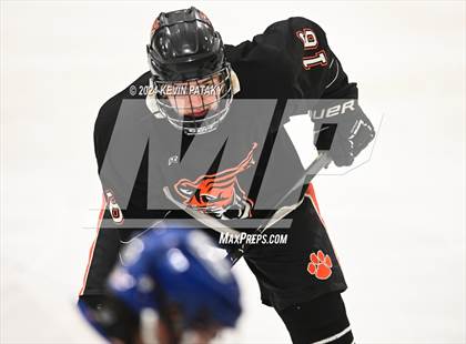 Thumbnail 1 in Ridgefield vs. Darien (CIAC DI Quarterfinal) photogallery.