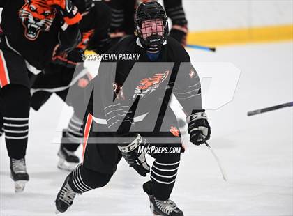 Thumbnail 3 in Ridgefield vs. Darien (CIAC DI Quarterfinal) photogallery.