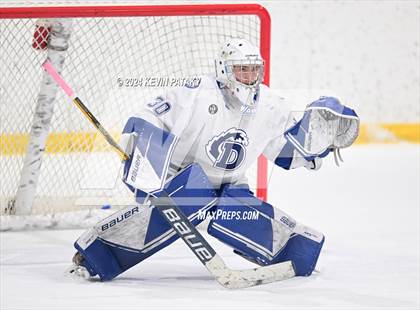 Thumbnail 2 in Ridgefield vs. Darien (CIAC DI Quarterfinal) photogallery.