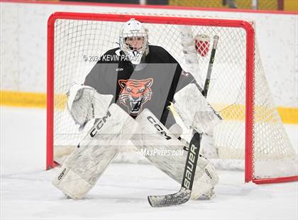 Thumbnail 3 in Ridgefield vs. Darien (CIAC DI Quarterfinal) photogallery.