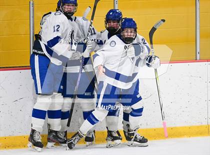 Thumbnail 1 in Ridgefield vs. Darien (CIAC DI Quarterfinal) photogallery.