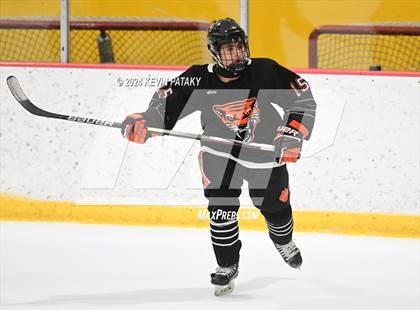 Thumbnail 2 in Ridgefield vs. Darien (CIAC DI Quarterfinal) photogallery.