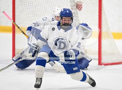 Thumbnail 2 in Ridgefield vs. Darien (CIAC DI Quarterfinal) photogallery.