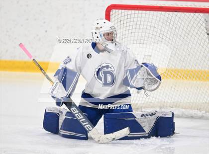 Thumbnail 3 in Ridgefield vs. Darien (CIAC DI Quarterfinal) photogallery.