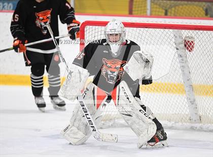 Thumbnail 3 in Ridgefield vs. Darien (CIAC DI Quarterfinal) photogallery.