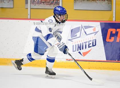 Thumbnail 3 in Ridgefield vs. Darien (CIAC DI Quarterfinal) photogallery.