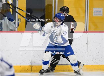 Thumbnail 1 in Ridgefield vs. Darien (CIAC DI Quarterfinal) photogallery.