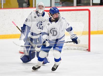 Thumbnail 3 in Ridgefield vs. Darien (CIAC DI Quarterfinal) photogallery.