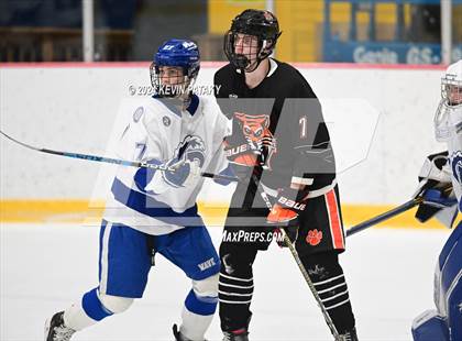 Thumbnail 2 in Ridgefield vs. Darien (CIAC DI Quarterfinal) photogallery.