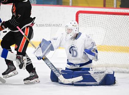 Thumbnail 3 in Ridgefield vs. Darien (CIAC DI Quarterfinal) photogallery.