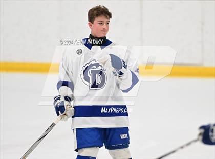 Thumbnail 2 in Ridgefield vs. Darien (CIAC DI Quarterfinal) photogallery.