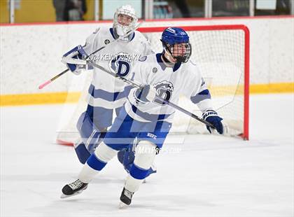 Thumbnail 1 in Ridgefield vs. Darien (CIAC DI Quarterfinal) photogallery.
