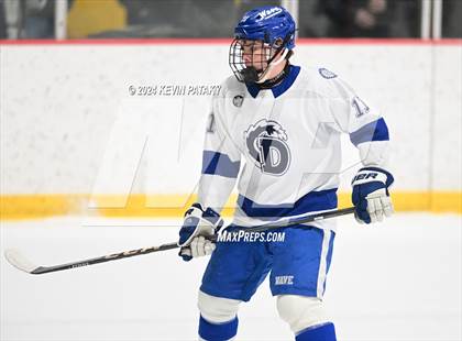 Thumbnail 2 in Ridgefield vs. Darien (CIAC DI Quarterfinal) photogallery.