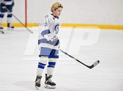 Thumbnail 2 in Ridgefield vs. Darien (CIAC DI Quarterfinal) photogallery.
