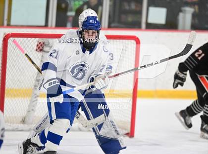 Thumbnail 3 in Ridgefield vs. Darien (CIAC DI Quarterfinal) photogallery.