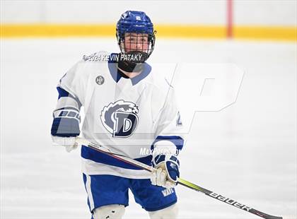 Thumbnail 2 in Ridgefield vs. Darien (CIAC DI Quarterfinal) photogallery.