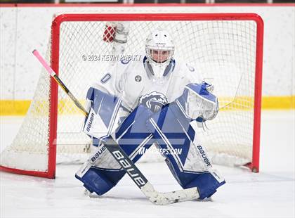Thumbnail 1 in Ridgefield vs. Darien (CIAC DI Quarterfinal) photogallery.