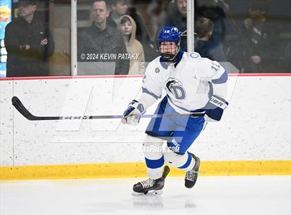 Thumbnail 2 in Ridgefield vs. Darien (CIAC DI Quarterfinal) photogallery.