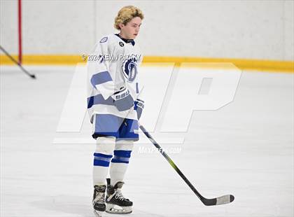 Thumbnail 3 in Ridgefield vs. Darien (CIAC DI Quarterfinal) photogallery.