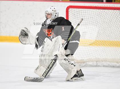 Thumbnail 2 in Ridgefield vs. Darien (CIAC DI Quarterfinal) photogallery.